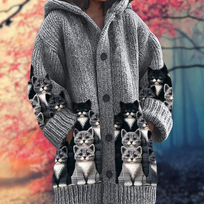 Rosalie - Soft sweater with hood and buttons