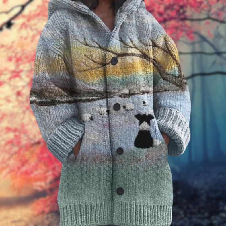 Rosalie - Soft sweater with hood and buttons