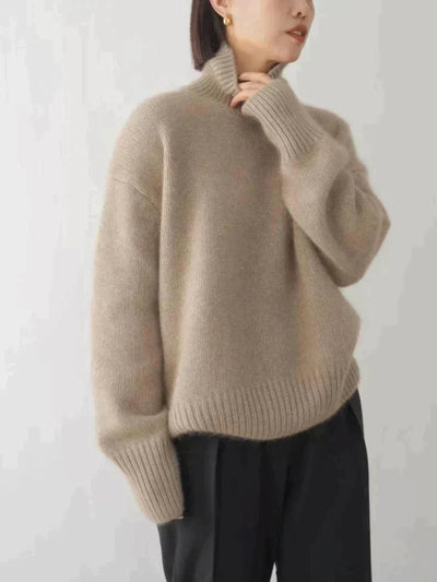 Emily Comfortable knitted turtleneck sweater