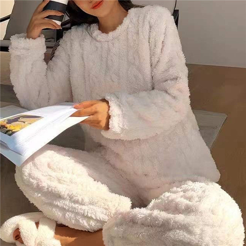 Patricia - Women's Fleece Pyjama Set