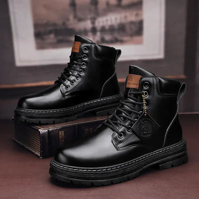 Edward I Luxurious lace-up boots