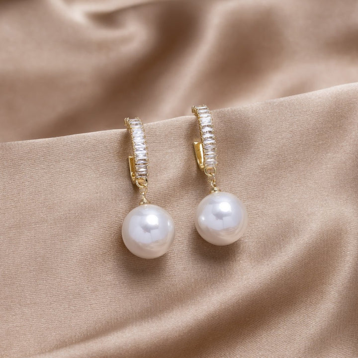 Luxury Earrings with Pearls and Zirconia